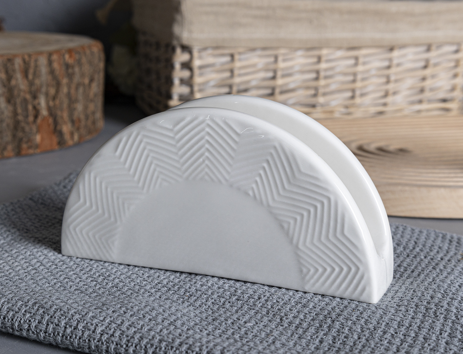 CHANGSHA HAPPY GO  Chevron Textured White Bone China Tableware Set – Tea and Dinner Collection with Contemporary Embossing |happygodinnerware.com