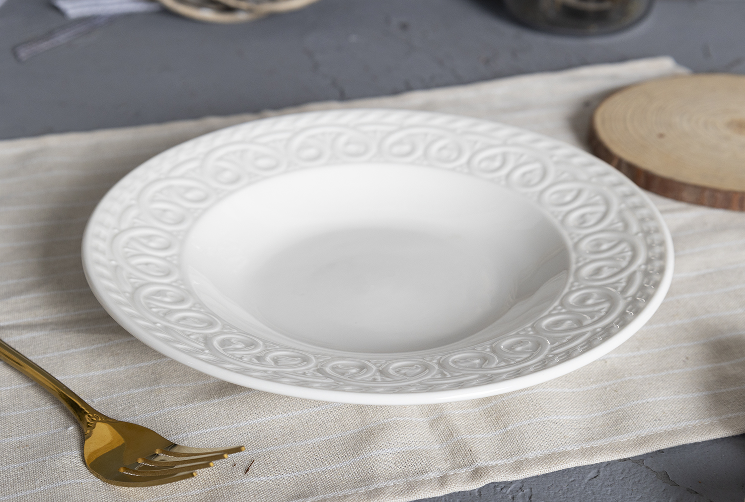 CHANGSHA HAPPY GO Elegant Embossed Bone China Dinnerware Set with Vintage Scroll Pattern – Teapot, Cups, Plates & Bowls  |happygodinnerware.com