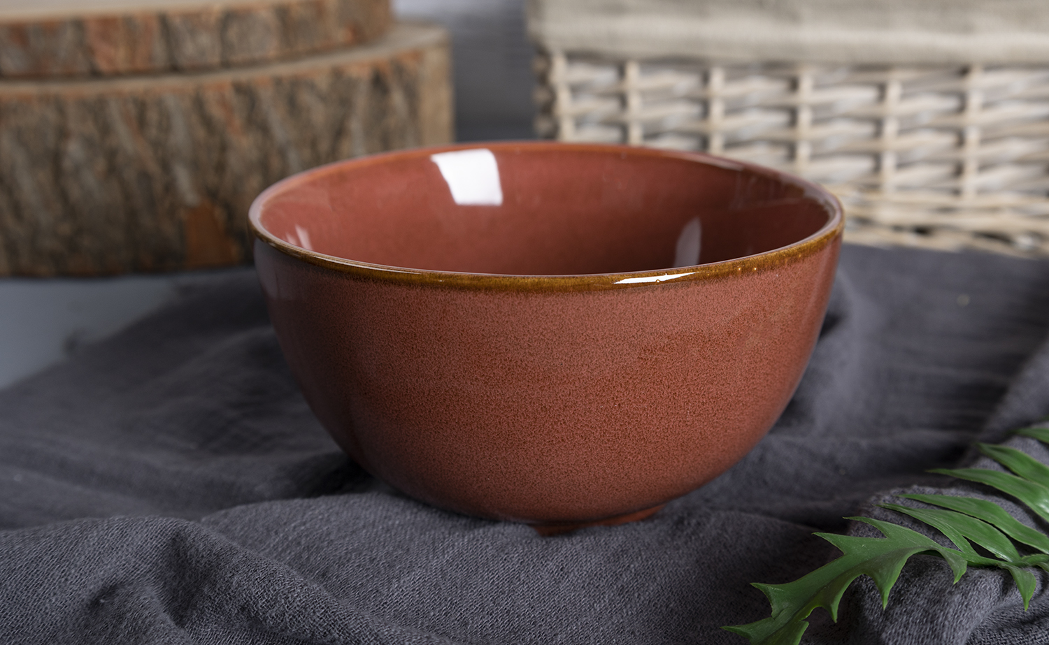 CHANGSHA HAPPY GO Neutral Reactive Glaze Stoneware Tableware Set in Matte Gray and Ivory with Double-Layer Glazing |happygodinnerware.com