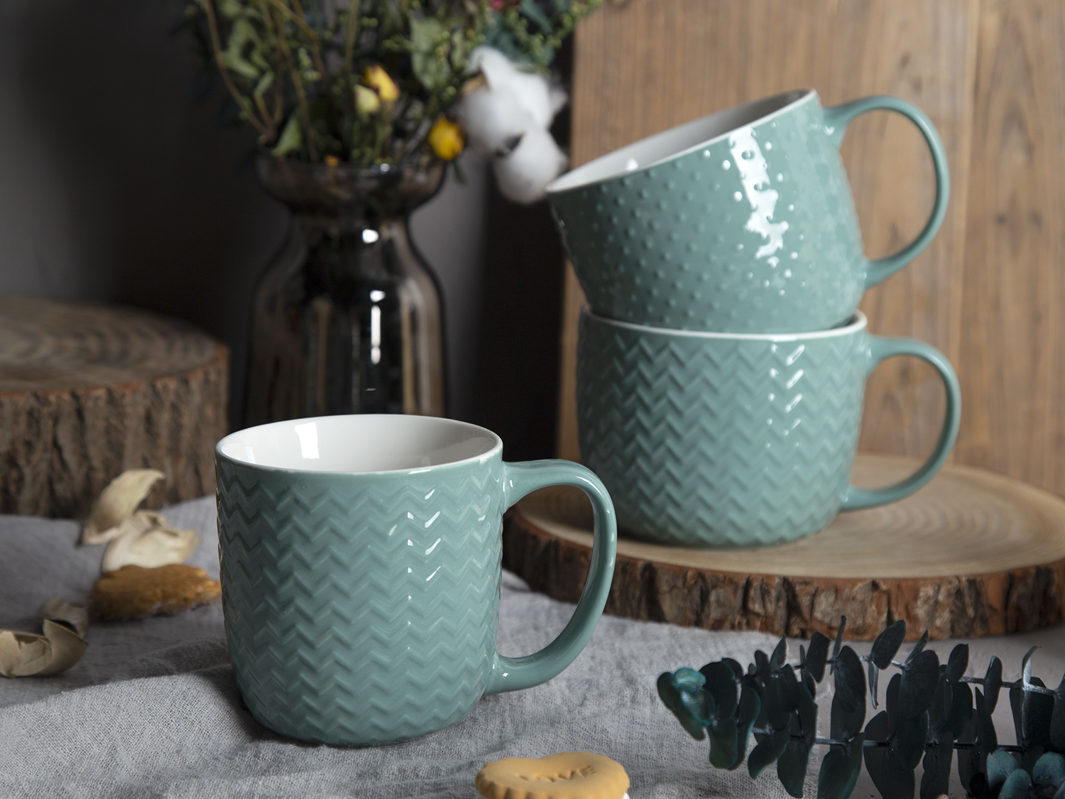 CHANGSHA HAPPY GO Celadon Embossed Bone China Mugs – Glossy Color Glaze with Geometric Relief Texture |happygodinnerware.com