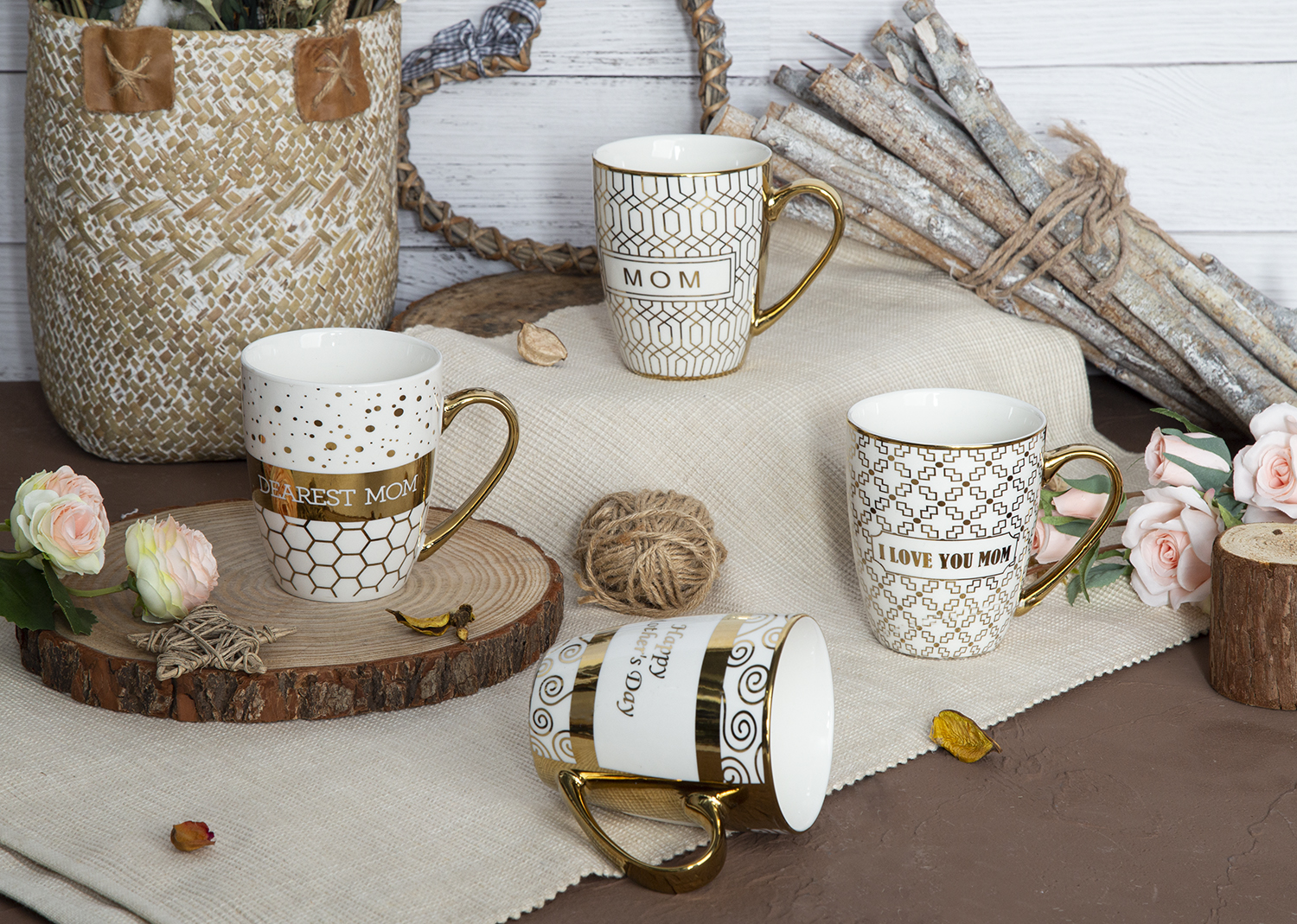 CHANGSHA HAPPY GO Electroplated Bone China Mother’s Day Mug with Gold Handle and Letter Design |happygodinnerware.com
