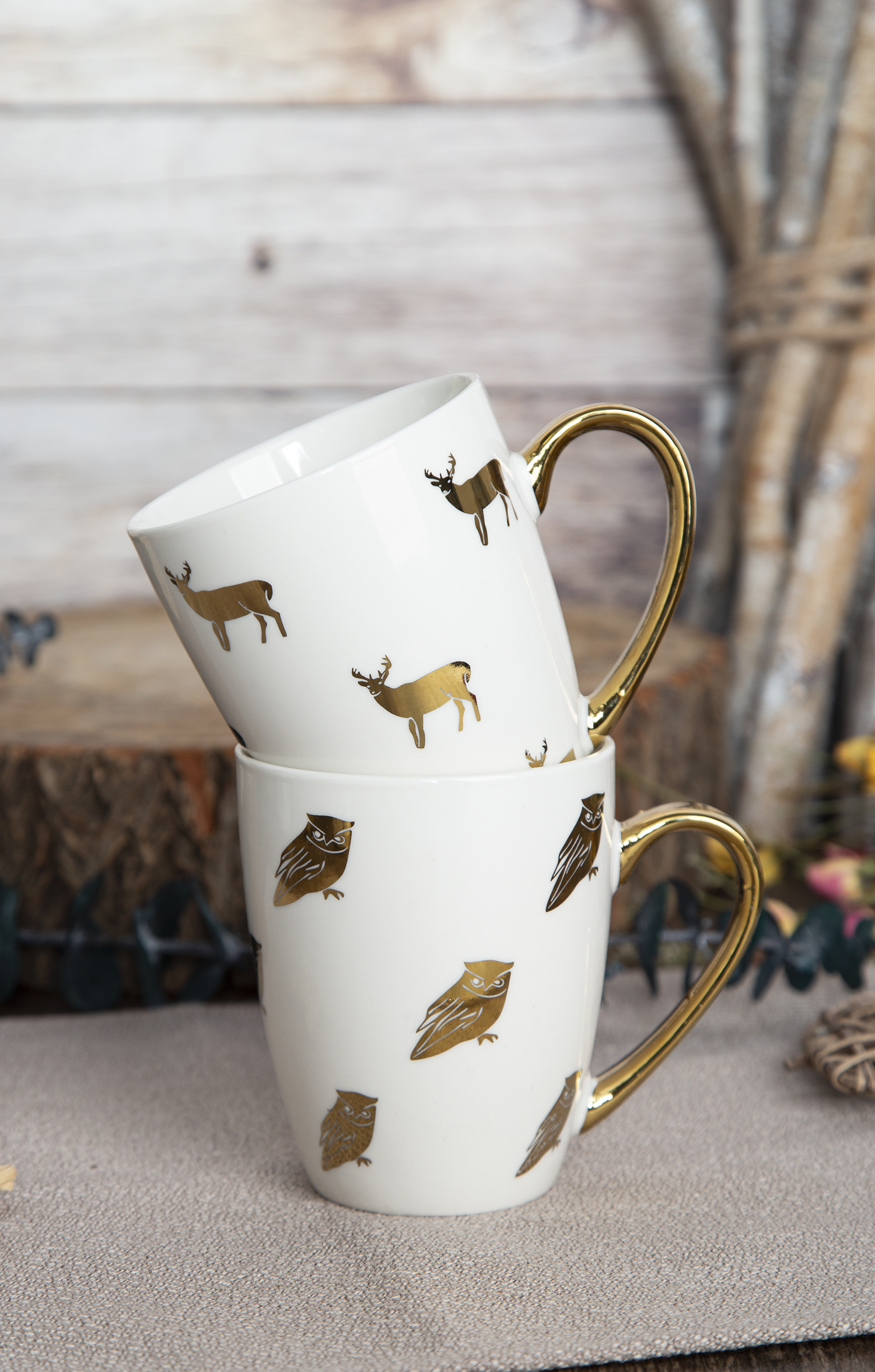 CHANGSHA HAPPY GO Animal-Themed Electroplated Mug in New Bone China with Gold Handle & Metallic Pet Silhouettes |happygodinnerware.com