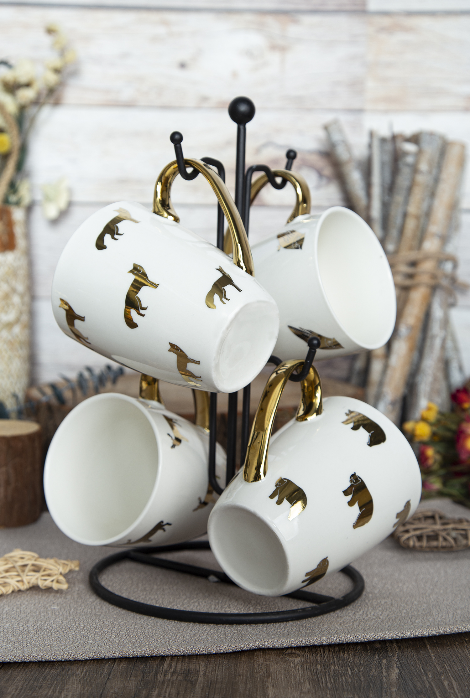 CHANGSHA HAPPY GO Animal-Themed Electroplated Mug in New Bone China with Gold Handle & Metallic Pet Silhouettes |happygodinnerware.com