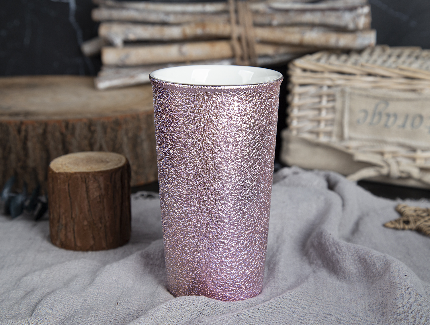 CHANGSHA HAPPY GO Metallic Cracked Texture Tall Mug in New Bone China with Electroplated Gradient Finish |happygodinnerware.com