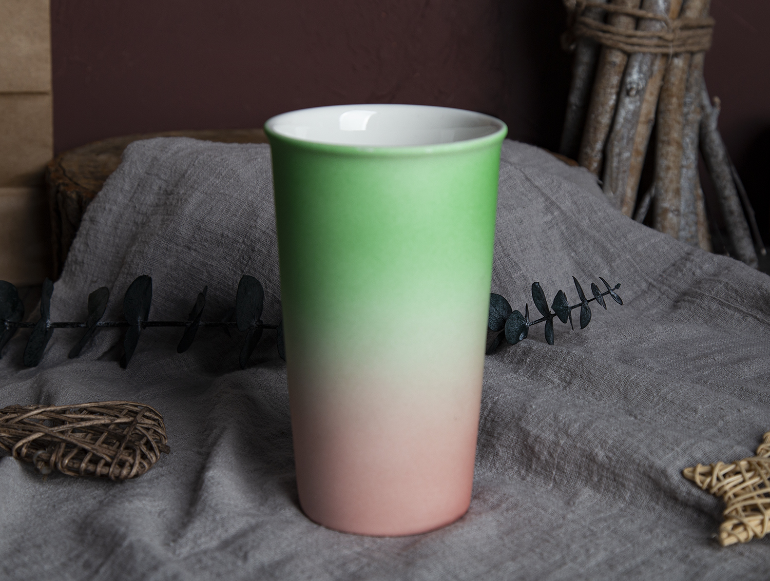 CHANGSHA HAPPY GO Gradient Electroplated Tall Mug in New Bone China with Soft Ombre Color Finish |happygodinnerware.com