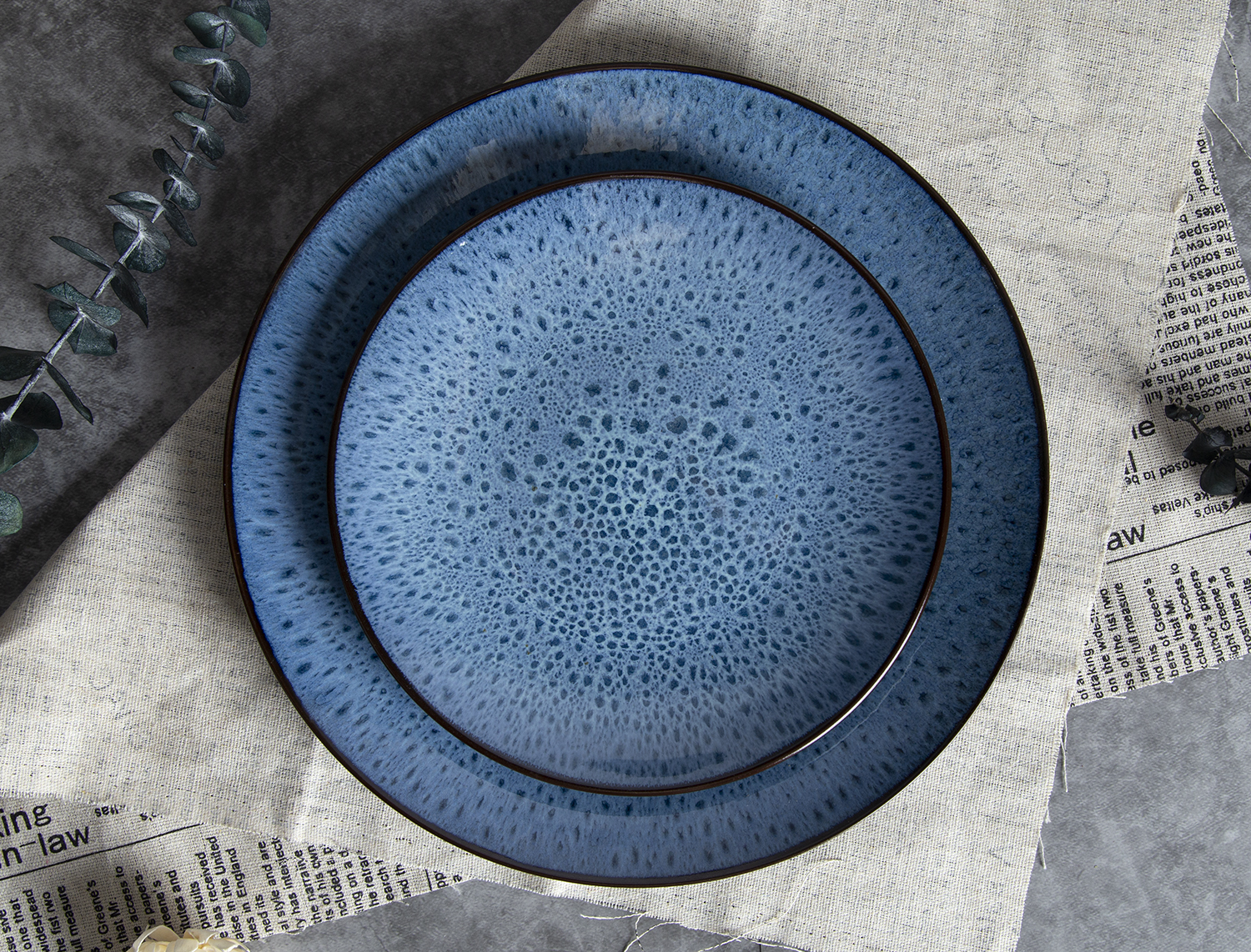 CHANGSHA HAPPY GO Reactive Glaze Stoneware Dinnerware Set in Ocean Blue and Forest Green |happygodinnerware.com