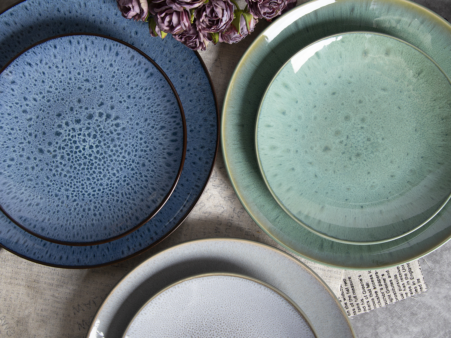 CHANGSHA HAPPY GO Reactive Glaze Stoneware Dinnerware Set in Ocean Blue and Forest Green |happygodinnerware.com