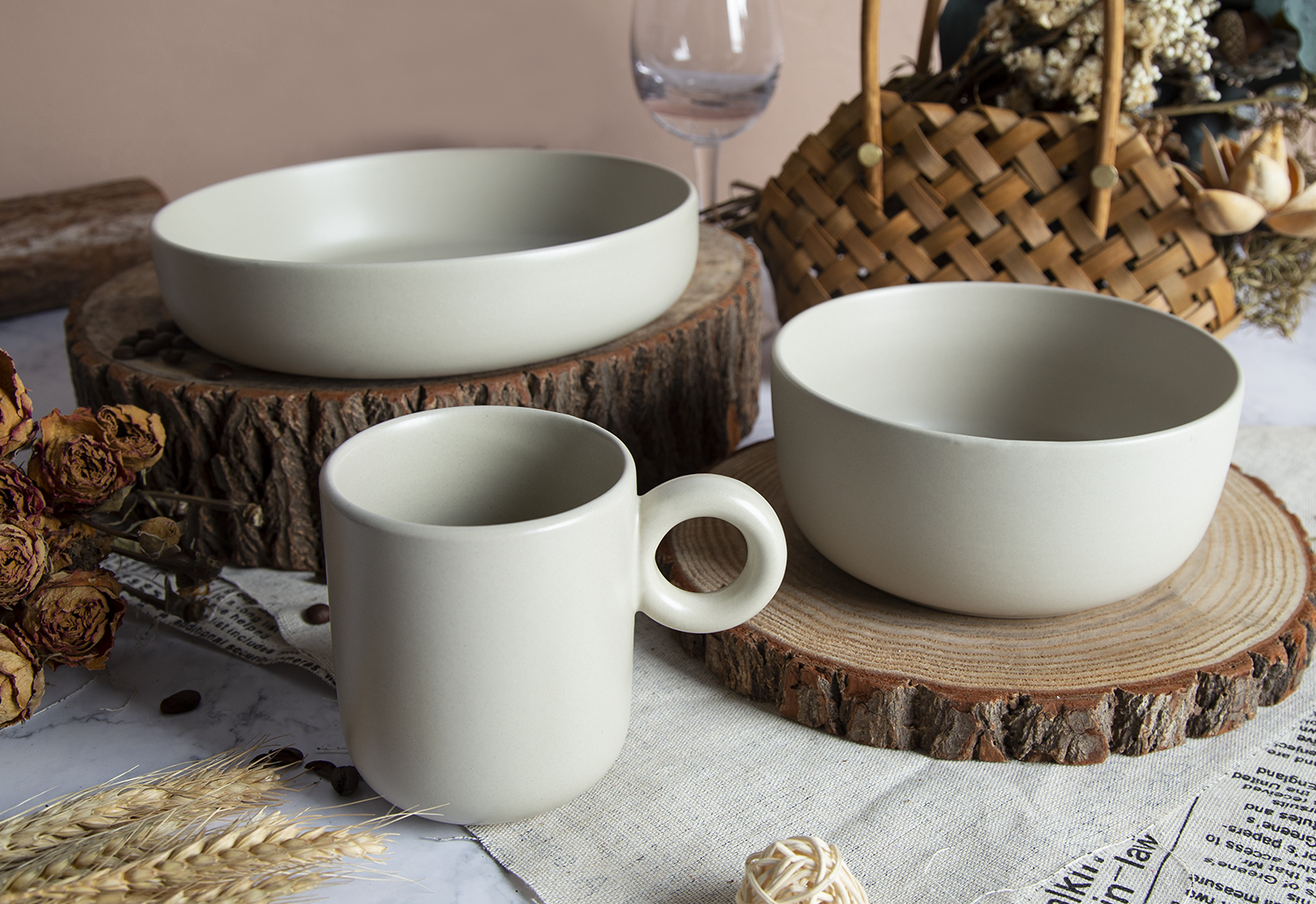 CHANGSHA HAPPY GO Color Glaze Ceramic Tableware with Unique Color Combinations |happygodinnerware.com