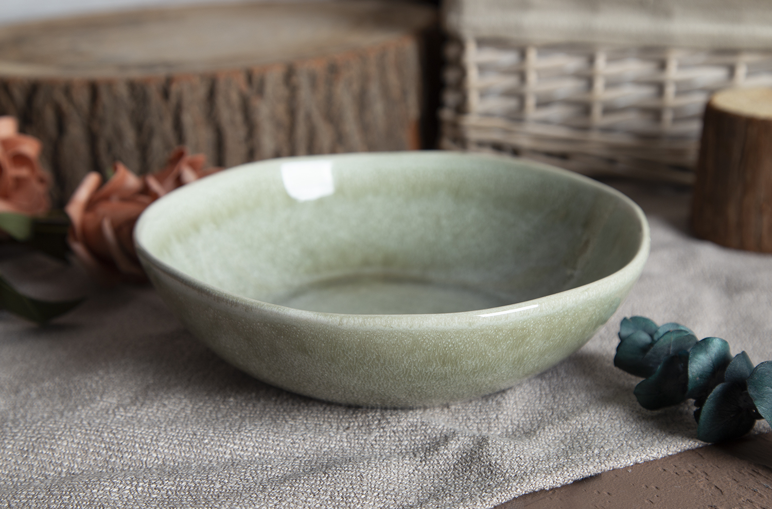 CHANGSHA HAPPY GO Colorful Glaze Ceramic Collection: Harmonious Blend of Earthy Tones |happygodinnerware.com