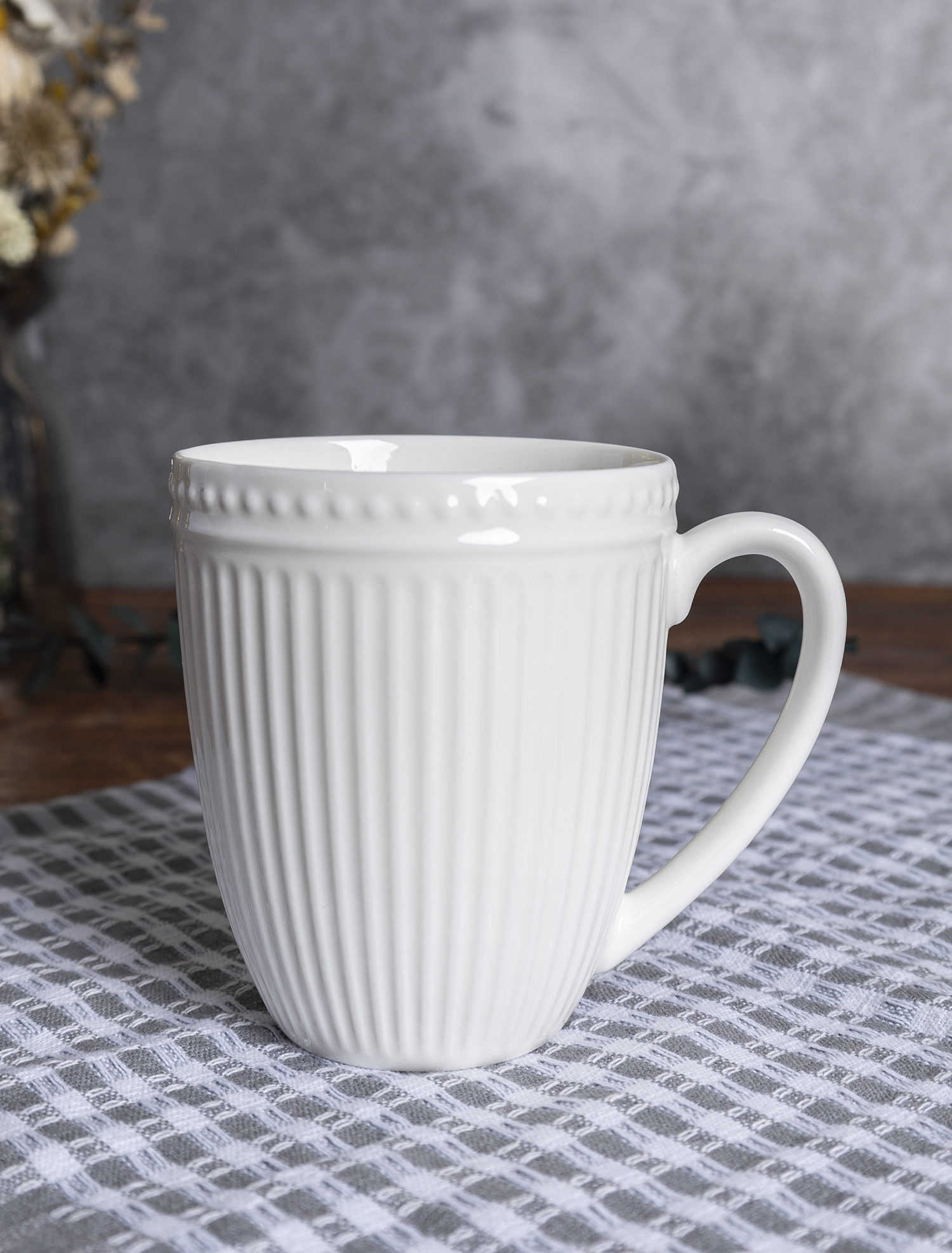 CHANGSHA HAPPY GO Refined White Bone China Tableware with Delicate Vertical Embossing for Contemporary Dining |happygodinnerware.com