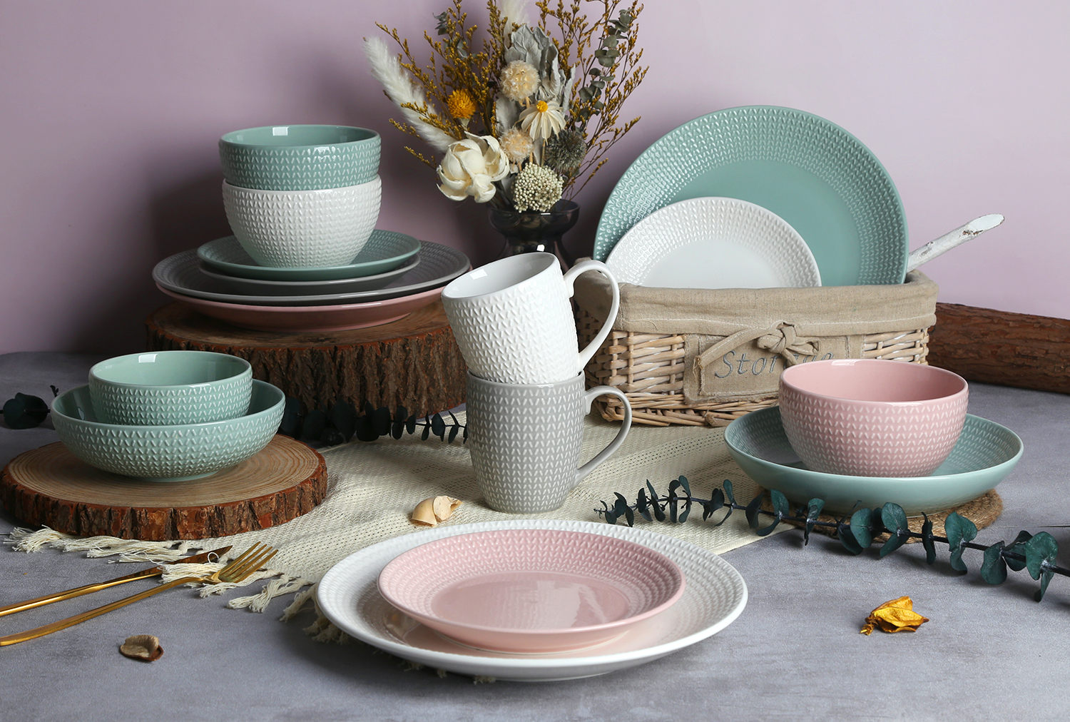 ​CHANGSHA HAPPY GO Embossed Glazed Stoneware Dinnerware Set |Dopamine Series Ceramics|happygodinnerware.com