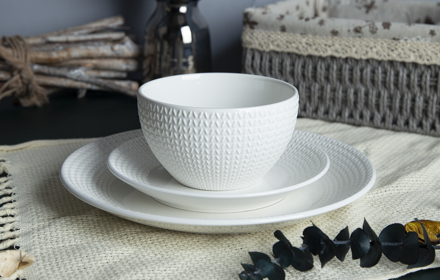 ​CHANGSHA HAPPY GO Embossed Glazed Stoneware Dinnerware Set |Dopamine Series Ceramics|happygodinnerware.com