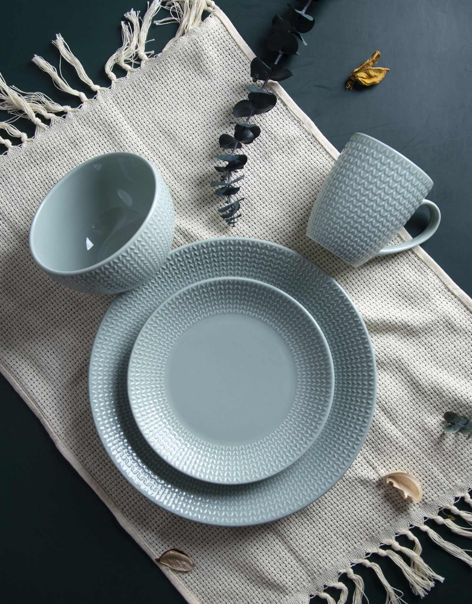 ​CHANGSHA HAPPY GO Embossed Glazed Stoneware Dinnerware Set |Dopamine Series Ceramics|happygodinnerware.com