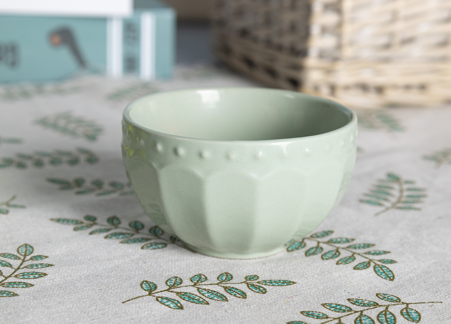CHANGSHA HAPPY GO  Light Green Embossed Stoneware British Afternoon Tea and Dinnerware Set with Soft Tones  |happygodinnerware.com