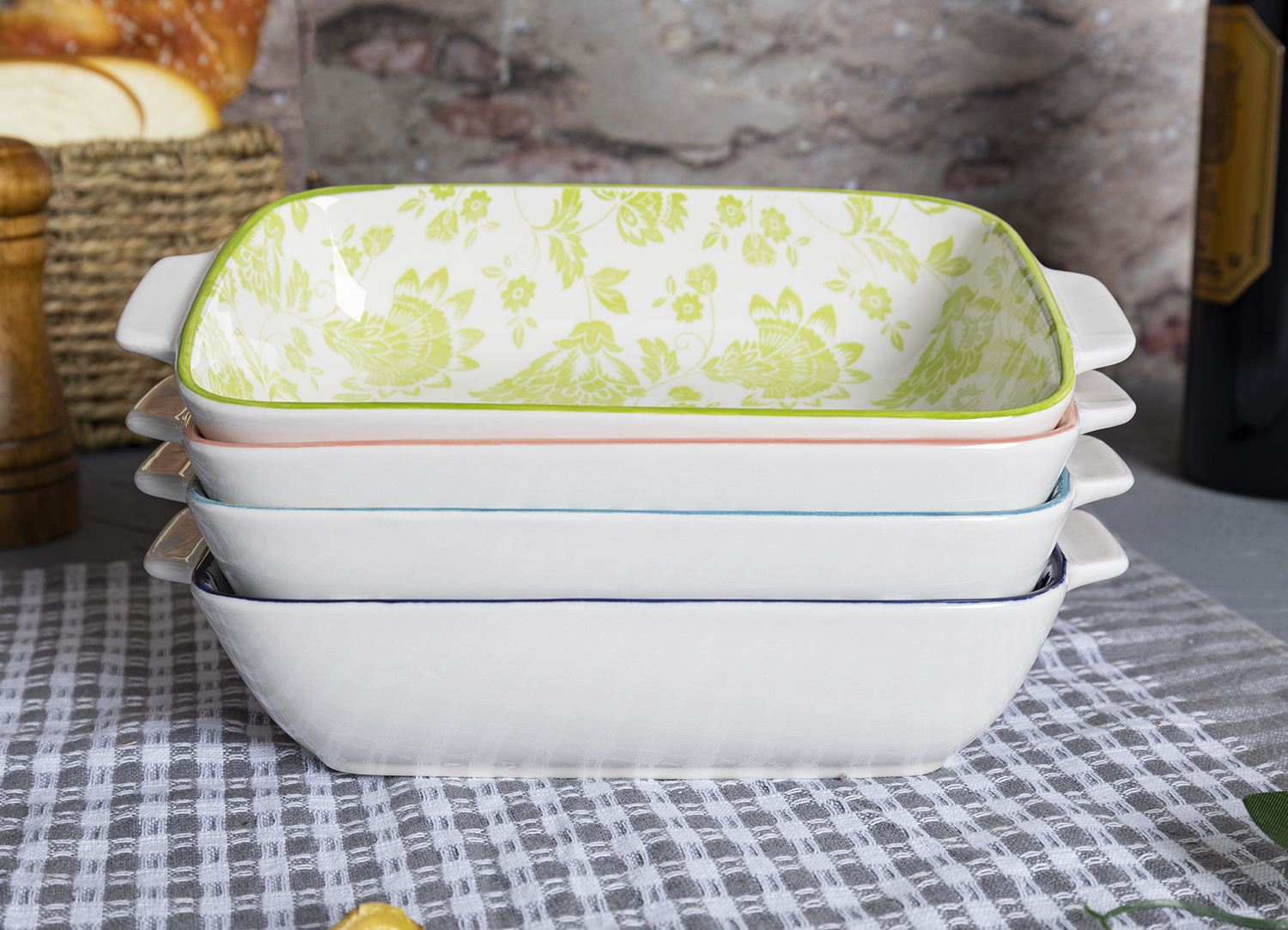 CHANGSHA HAPPY GO Colorful Floral Printed White Porcelain Rectangular Bakeware Dish Set – Oven-Safe Ceramic Baking Trays with Handles |happygodinnerware.com