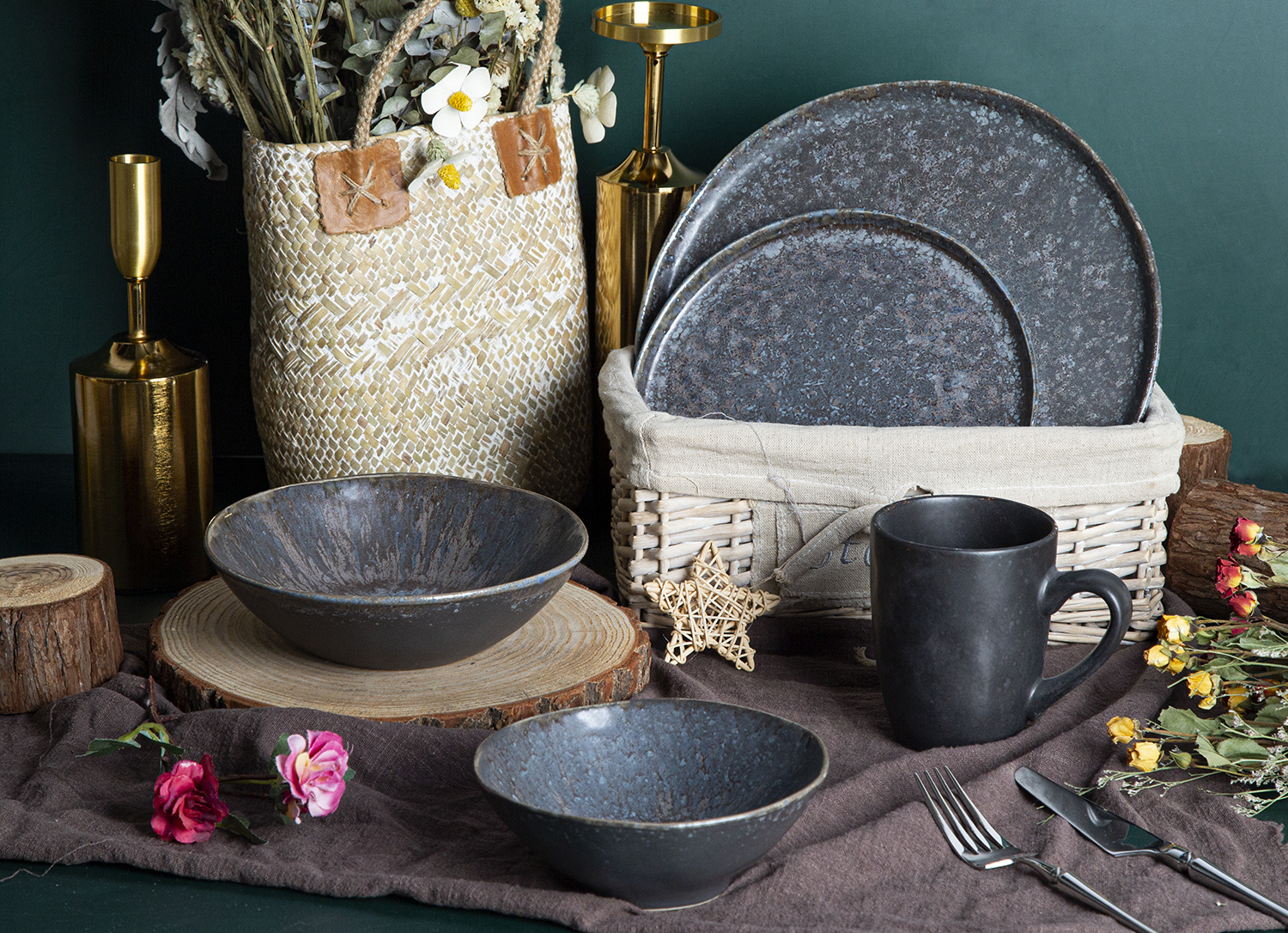 CHANGSHA HAPPY GO Organic-Shaped Reactive Glaze Stoneware Collection |happygodinnerware.com