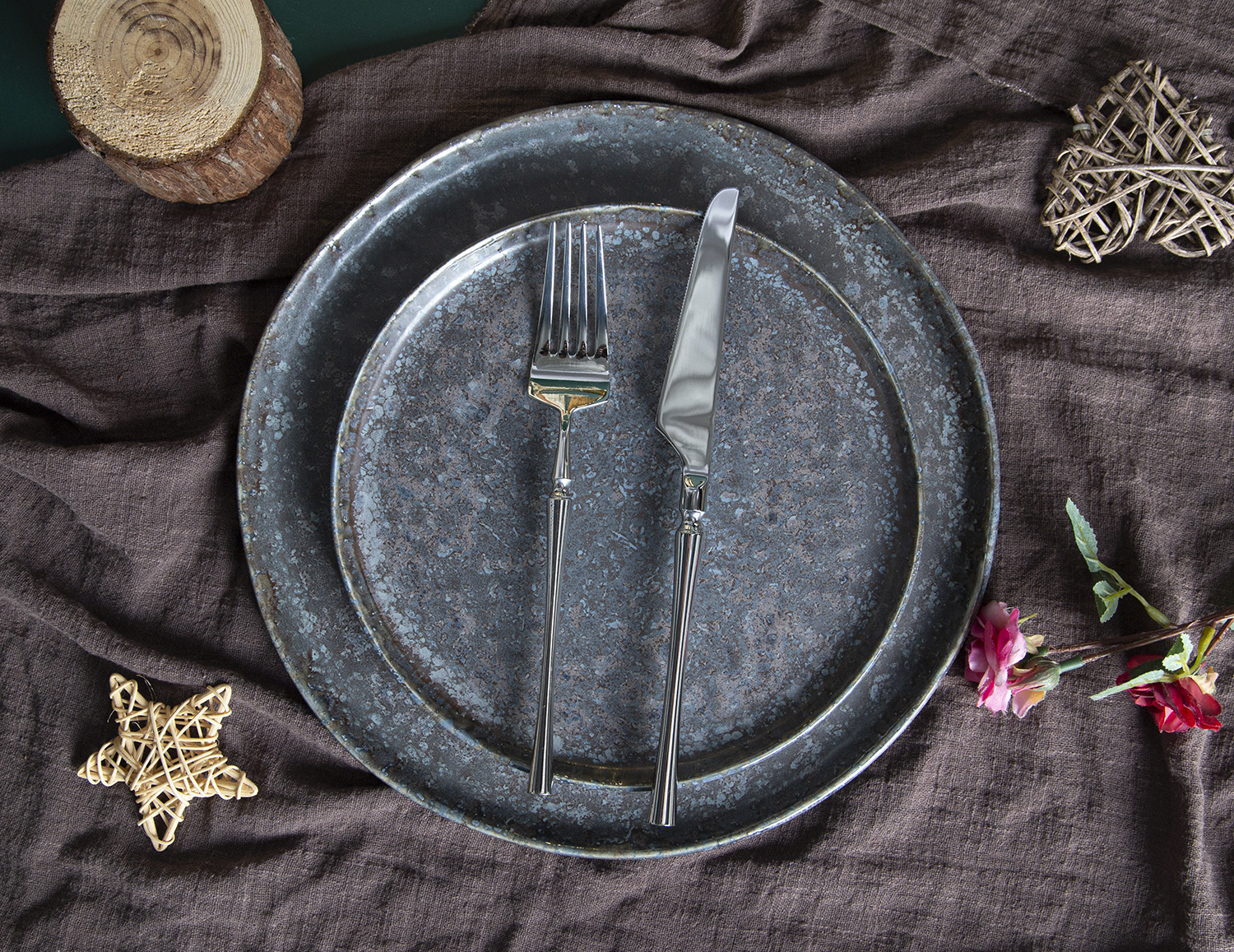 CHANGSHA HAPPY GO Organic-Shaped Reactive Glaze Stoneware Collection |happygodinnerware.com