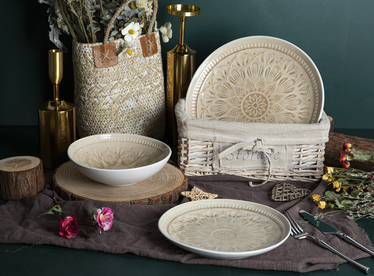 CHANGSHA HAPPY GO Embossed Crackle Glaze Stoneware Collection |happygodinnerware.com