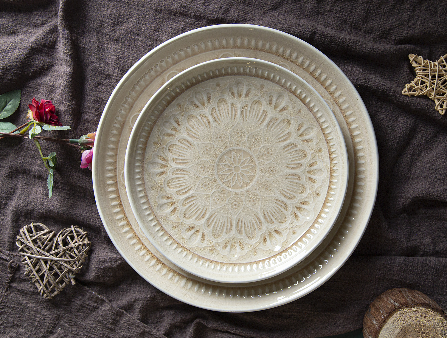CHANGSHA HAPPY GO Embossed Crackle Glaze Stoneware Collection |happygodinnerware.com