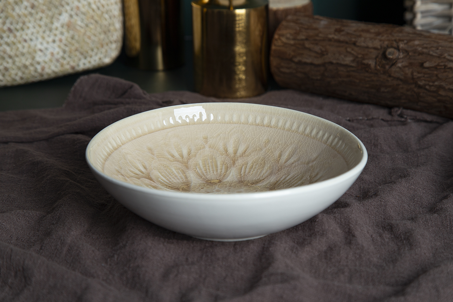 CHANGSHA HAPPY GO Embossed Crackle Glaze Stoneware Collection |happygodinnerware.com
