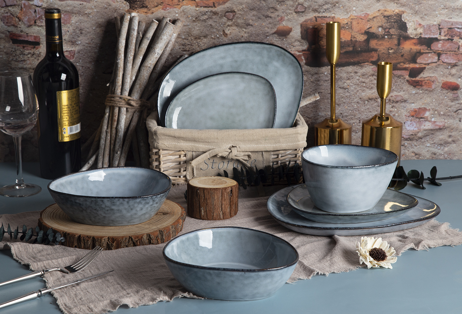 CHANGSHA HAPPY GO Contoured Reactive Glaze Stoneware | happygodinnerware.com