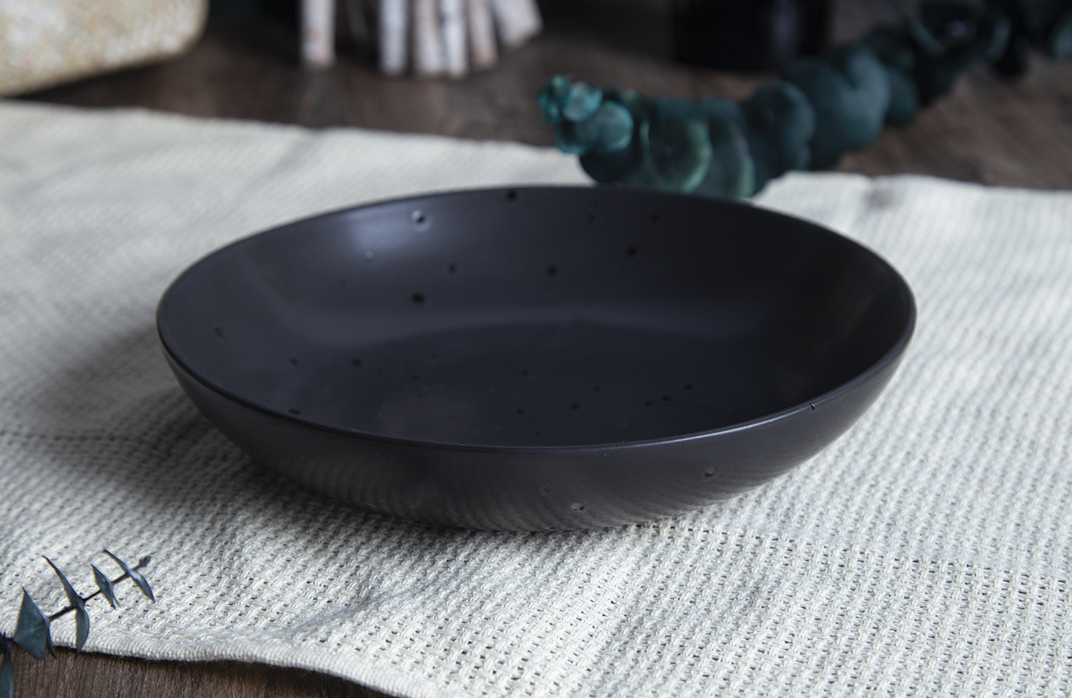 CHANGSHA HAPPY GO Speckled Reactive Glaze Stoneware | happygodinnerware.com