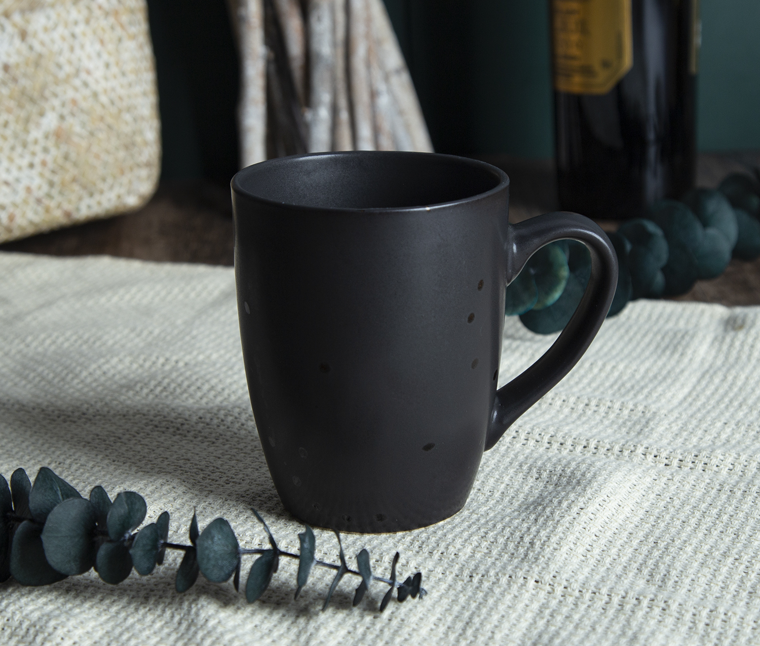 CHANGSHA HAPPY GO Speckled Reactive Glaze Stoneware | happygodinnerware.com
