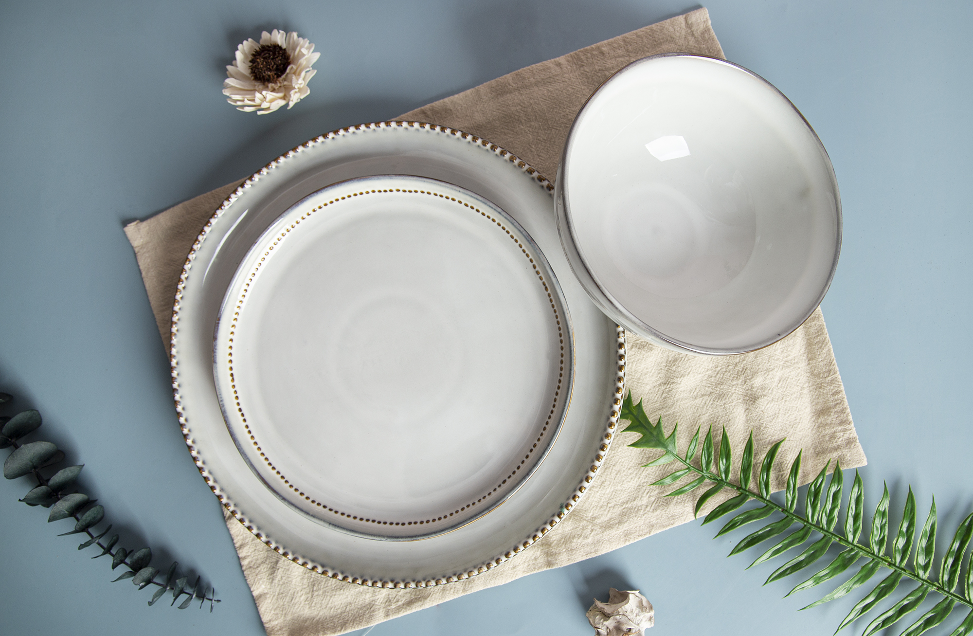 CHANGSHA HAPPY GO Embossed Dotted-Rim Reactive Glaze Stoneware Dinner Set | happygodinnerware.com