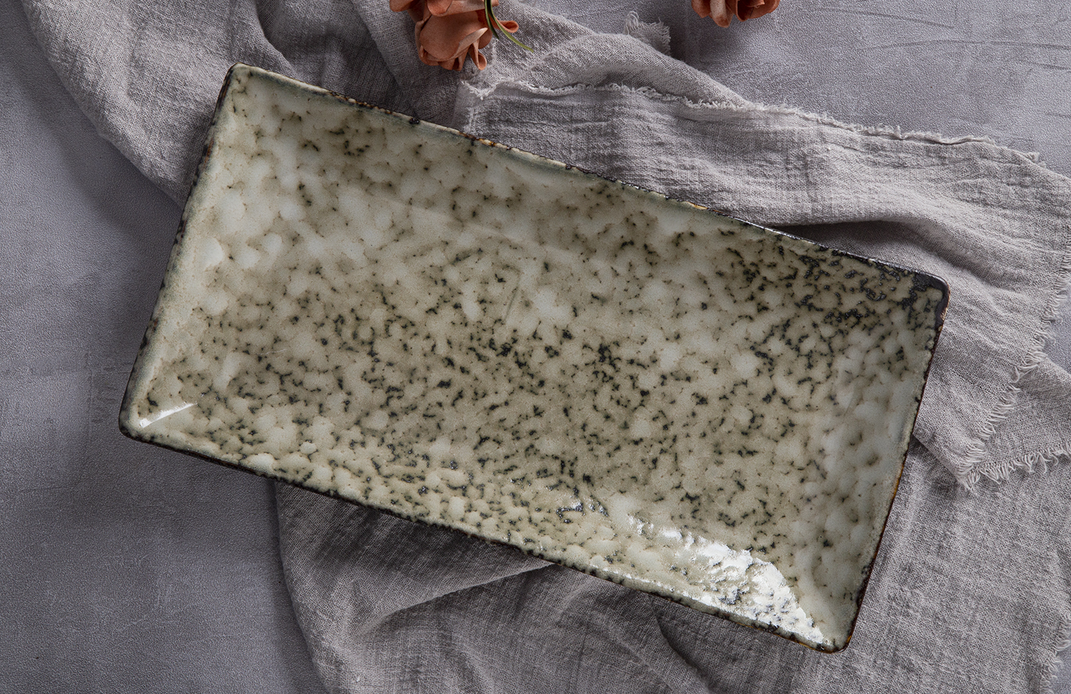 CHANGSHA HAPPY GO Asymmetrical Mint Green Reactive Glaze Stoneware Serveware Collection | happygodinnerware.com