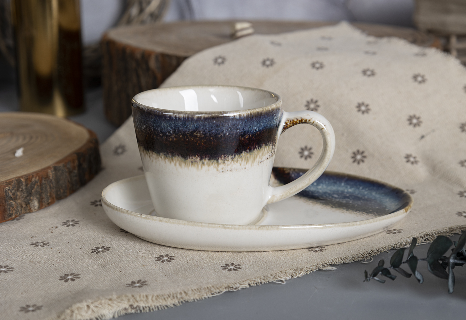 CHANGSHA HAPPY GO  Elegant Reactive Glaze Crackle Stoneware Dinnerware Set in Mystical Purple  |happygodinnerware.com