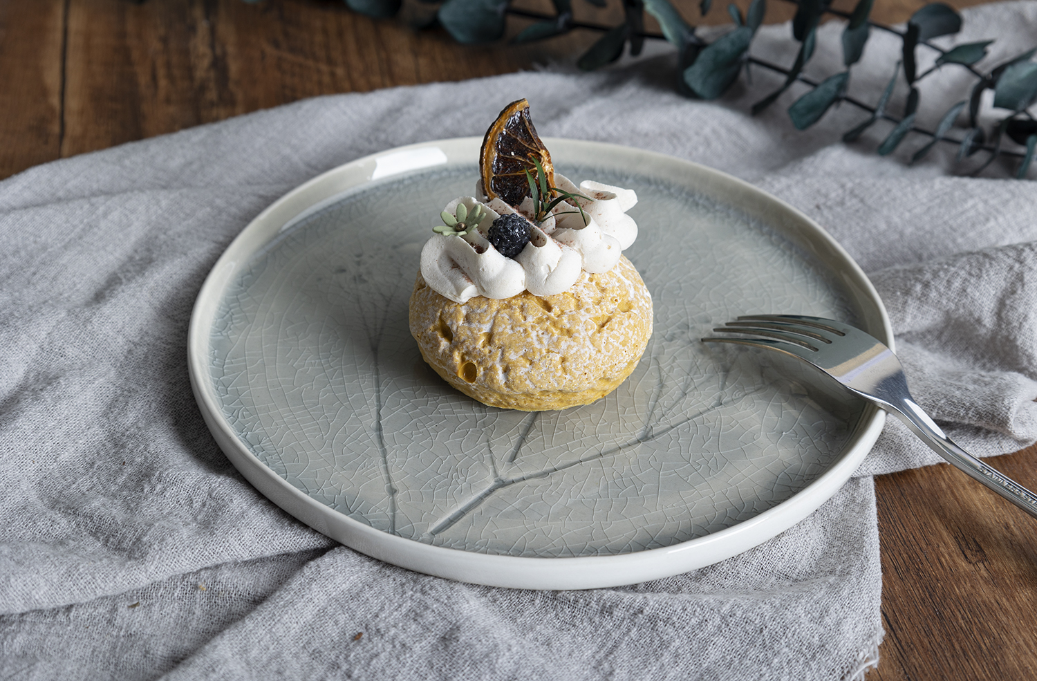 CHANGSHA HAPPY GO Textured Matte Stoneware with Celadon Reactive Glaze and Rustic Finish |Dopamine Series Ceramics  |happygodinnerware.com