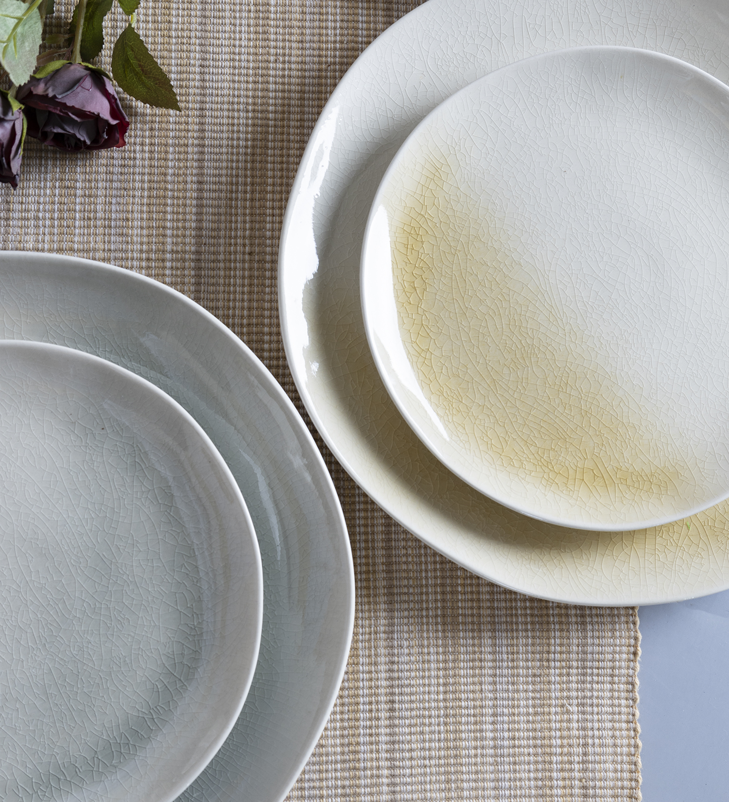 ​CHANGSHA HAPPY GO  Dual-Tone Stoneware Tableware Set with Gradient Yellow and Gray Reactive Glaze for Elegant Dining Occasions  |happygodinnerware.com