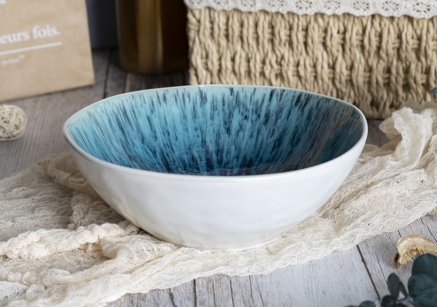 ​CHANGSHA HAPPY GO  Artisan Blue Speckled Reactive Glaze Stoneware Plate and Bowl Set for Contemporary Dining Aesthetics |Dopamine Series Ceramics  |happygodinnerware.com