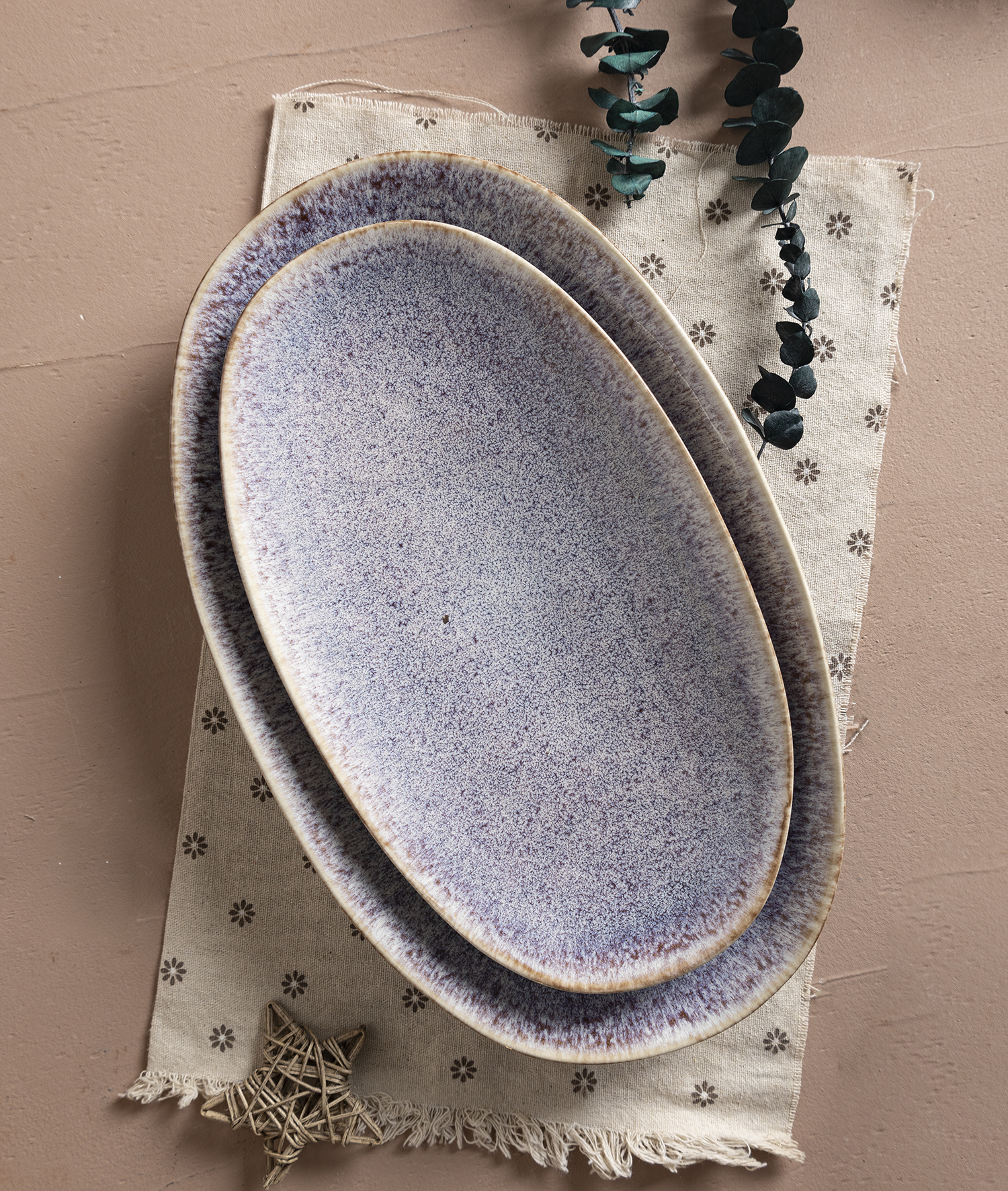 ​CHANGSHA HAPPY GO  Unique Reactive Glaze Stoneware Table Set with Lavender-Brown Floral Crystalline Texture |Dopamine Series Ceramics  |happygodinnerware.com