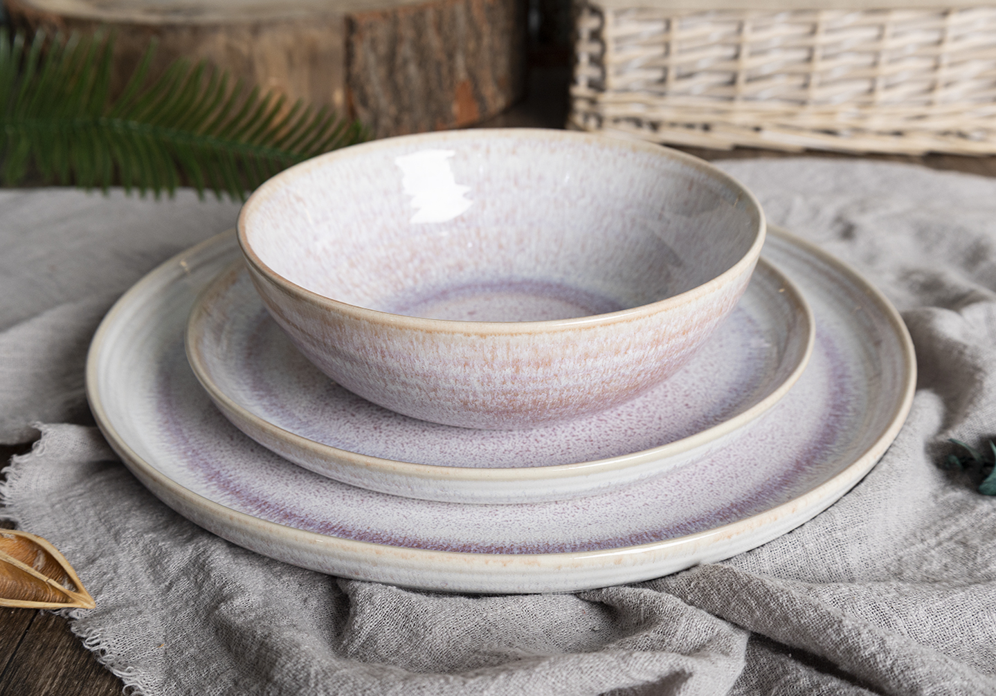 ​CHANGSHA HAPPY GO  Vintage Reactive Glaze Multi-Color Stoneware Dinner Set with Faded Ombre Effect |happygodinnerware.com