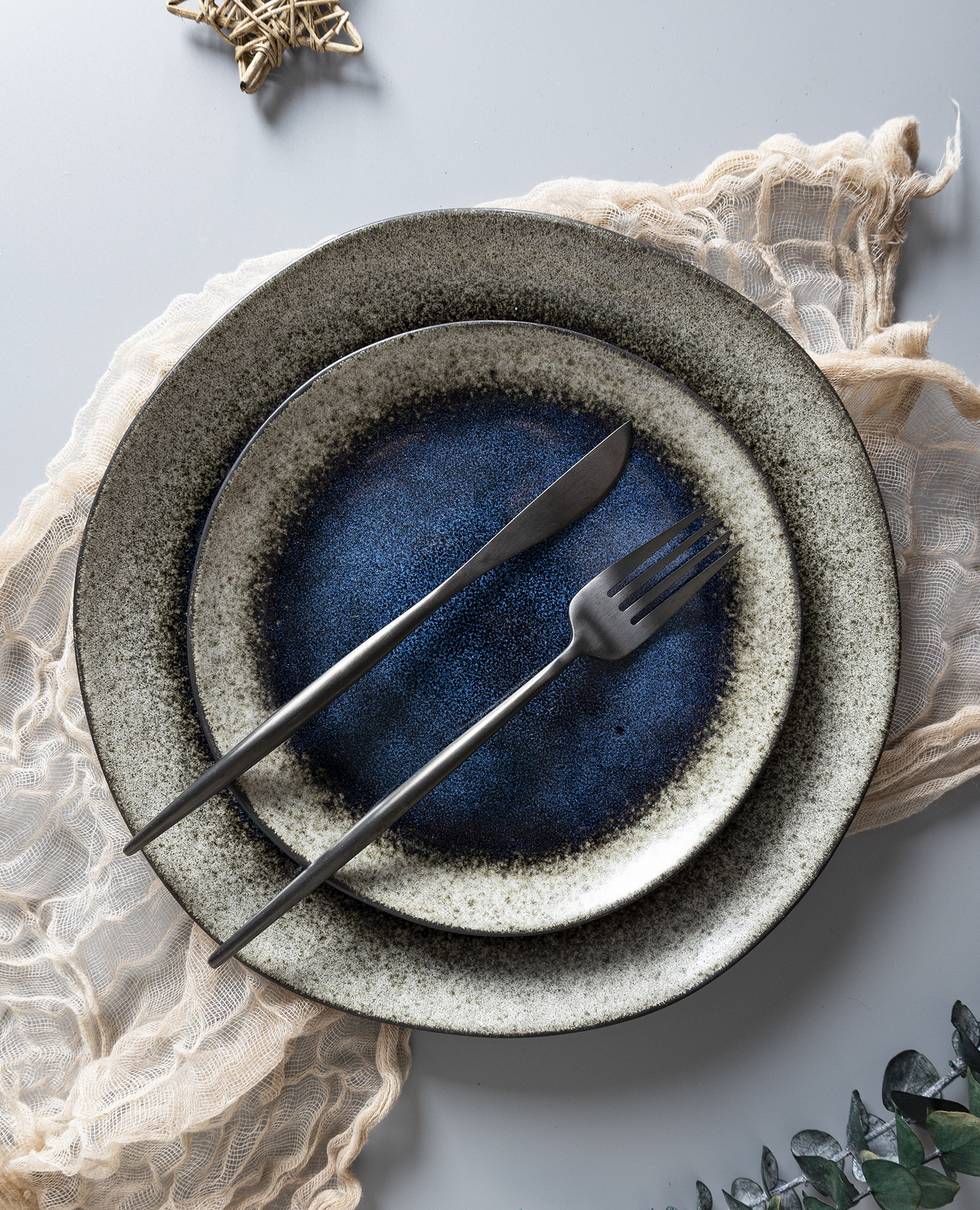 ​CHANGSHA HAPPY GO  Deep Ocean Gradient Blue and Black Reactive Glazed Stoneware Dinnerware Collection |Dopamine Series Ceramics  |happygodinnerware.com