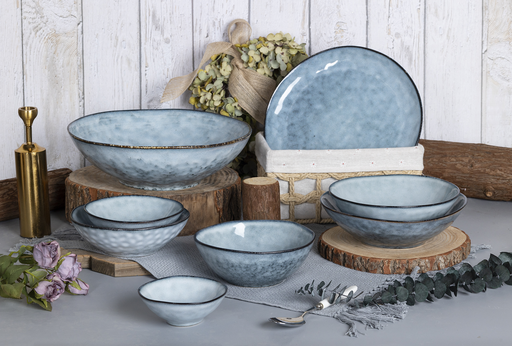 ​CHANGSHA HAPPY GO  Aqua Sky Reactive Glaze Stoneware Dinner Set with Frosted Edge Design |Dopamine Series Ceramics  |happygodinnerware.com