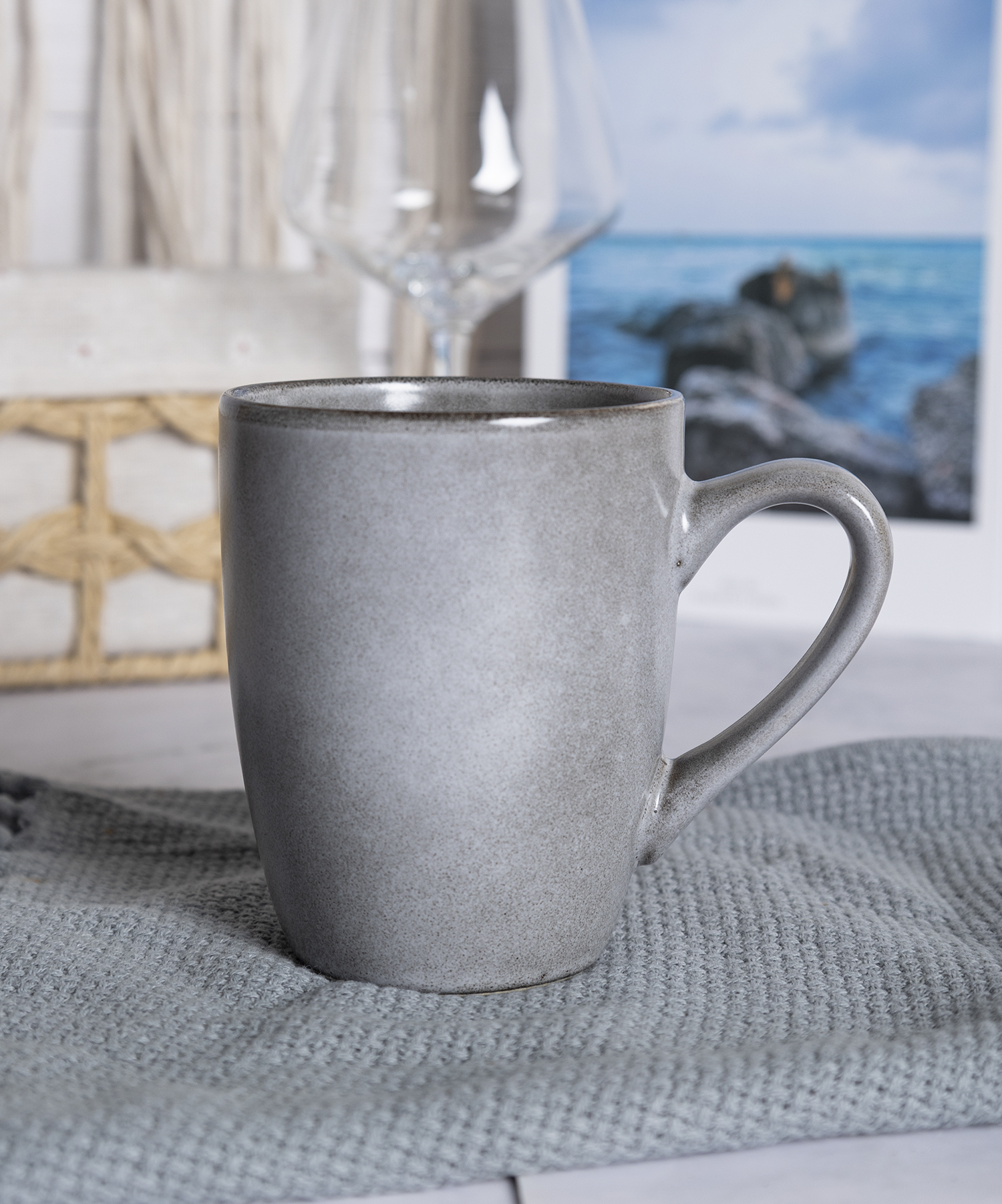​CHANGSHA HAPPY GO  Rustic Elegance Matte Grey Stoneware Dinnerware Set with Reactive Glaze Finish |happygodinnerware.com
