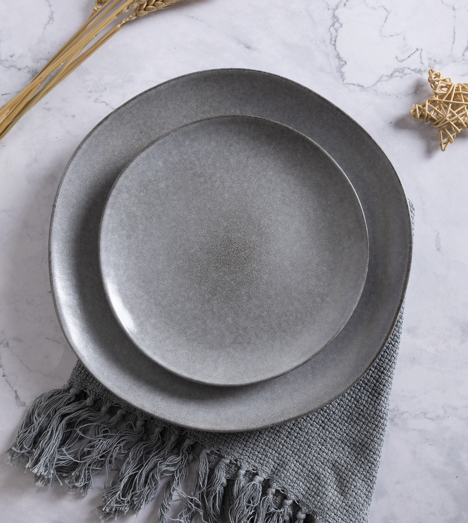 ​CHANGSHA HAPPY GO  Rustic Elegance Matte Grey Stoneware Dinnerware Set with Reactive Glaze Finish |happygodinnerware.com
