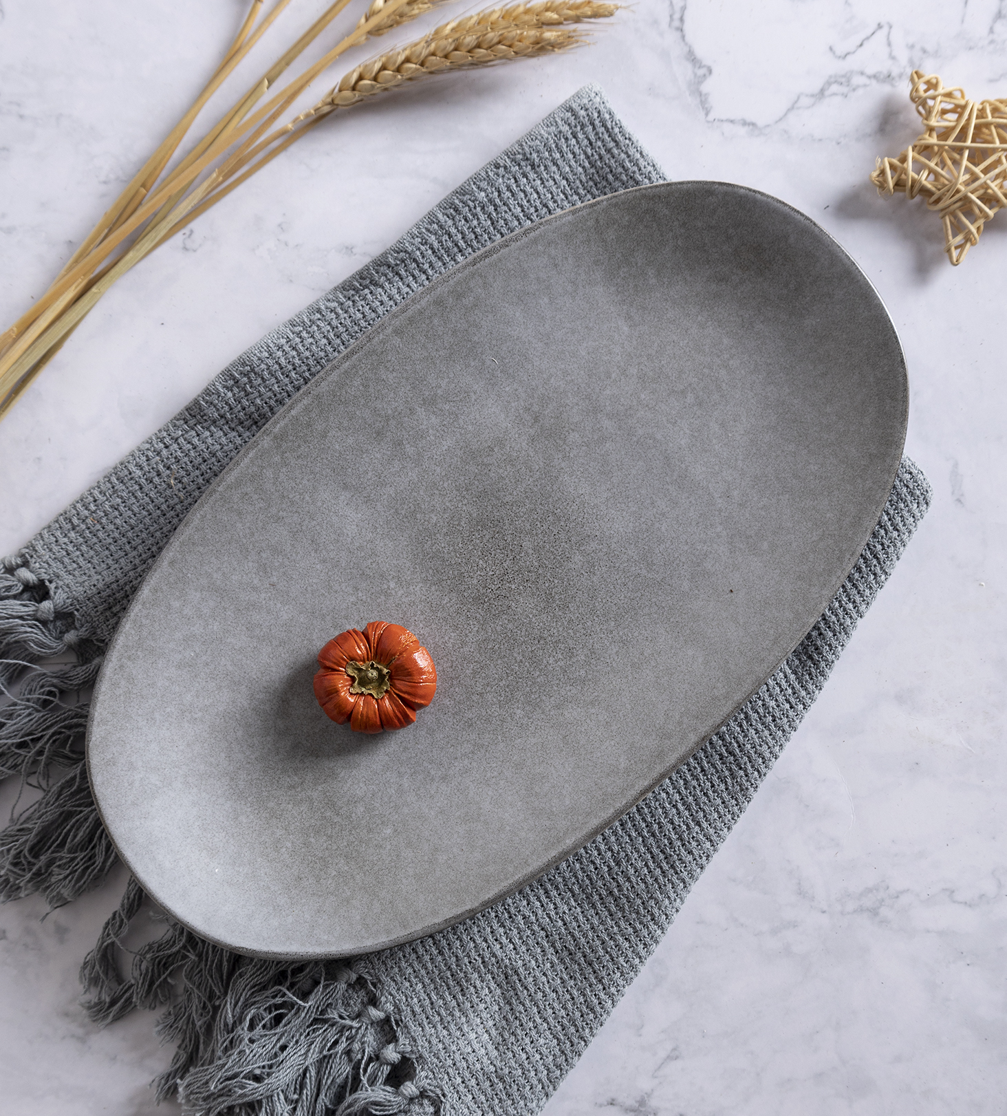 ​CHANGSHA HAPPY GO  Rustic Elegance Matte Grey Stoneware Dinnerware Set with Reactive Glaze Finish |happygodinnerware.com