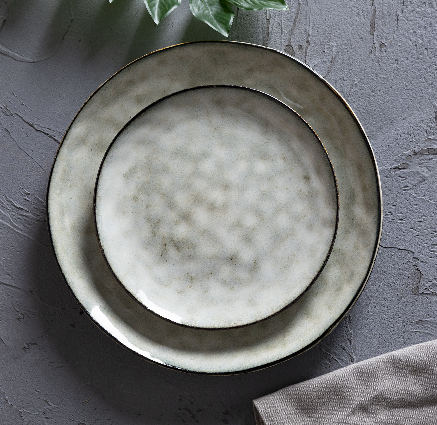 CHANGSHA HAPPY GO Multi-Color Reactive Glaze Stoneware Dinnerware Set | Artisan Kiln-Fired Tableware in Wabi-Sabi Style | Plates, Bowls & Mugs for Home & Hospitality|happygodinnerware.com