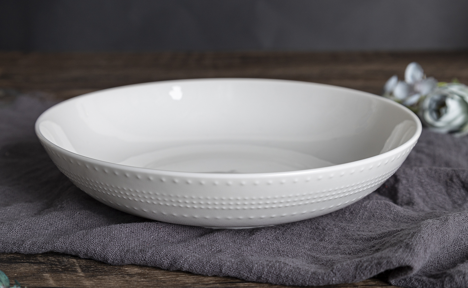 CHANGSHA HAPPY GO Minimalist Bone China Embossed Tableware Set with Delicate Dot Pattern for Modern Home Use |happygodinnerware.com
