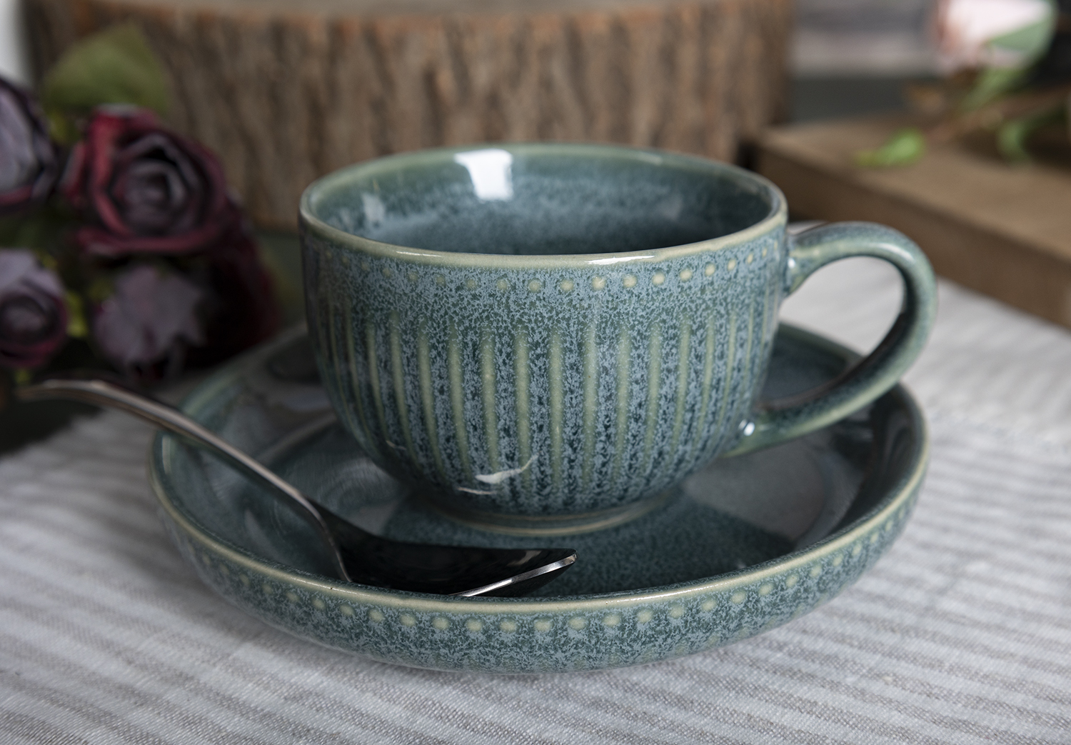 CHANGSHA HAPPY GO  Vintage Matte Embossed Striped Stoneware Mug and Tea Cup Set with Minimalist Design  |happygodinnerware.com