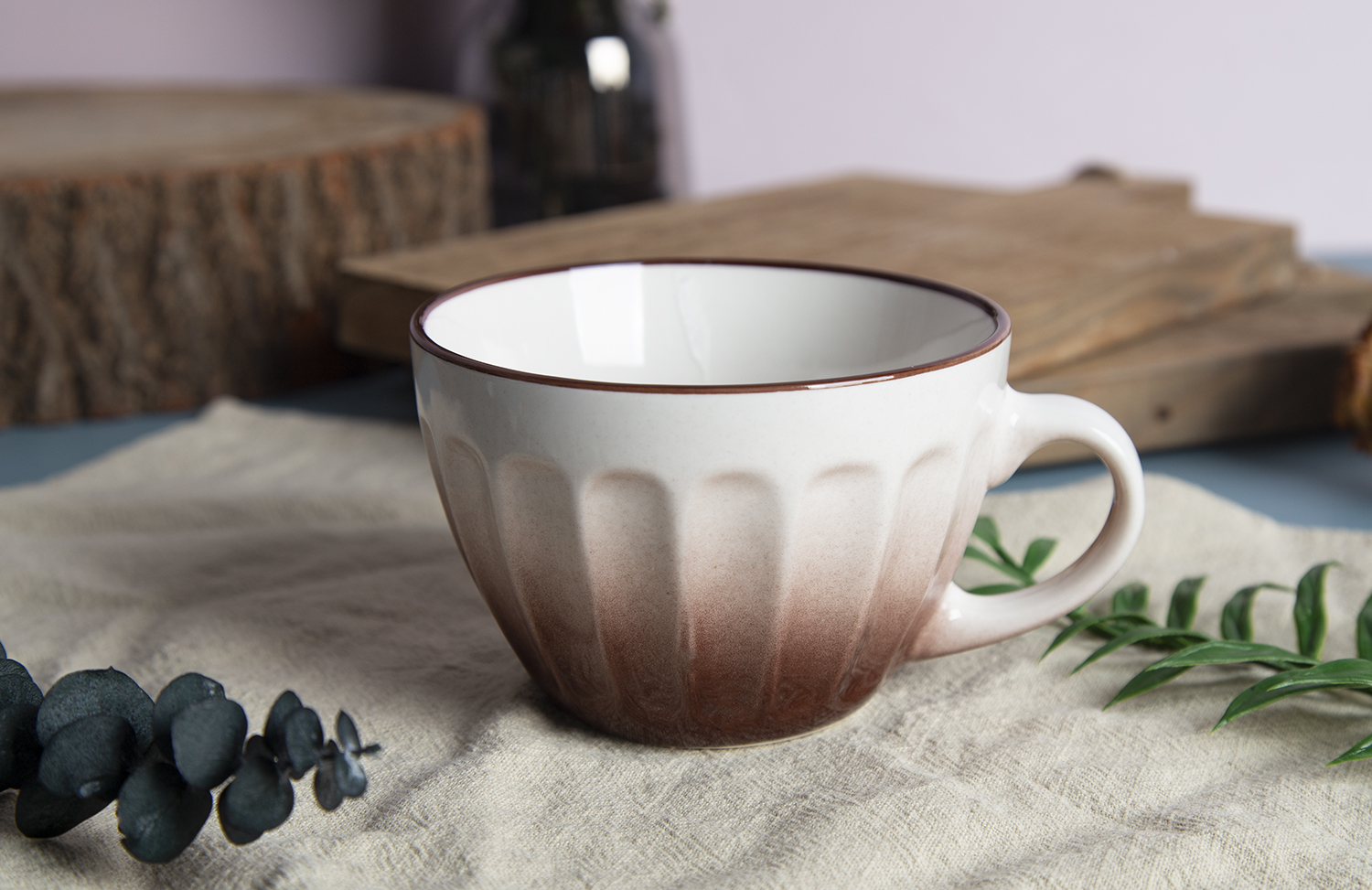 CHANGSHA HAPPY GO Gourd-Shaped Embossed Design New Bone China Mugs and Bowls |happygodinnerware.com