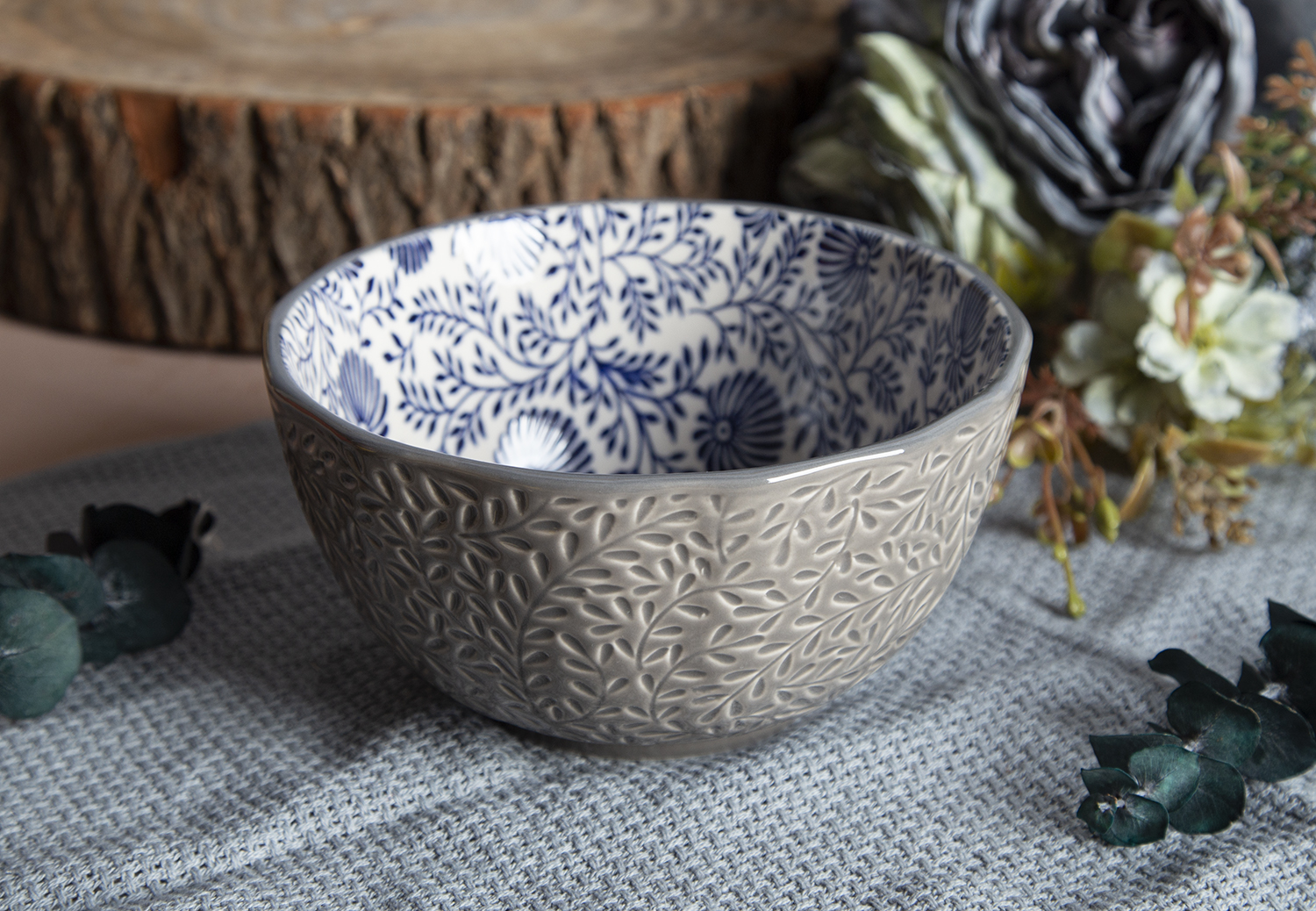 CHANGSHA HAPPY GO Wisteria Embossed Stoneware Bowls with Floral Print | happygodinnerware.com