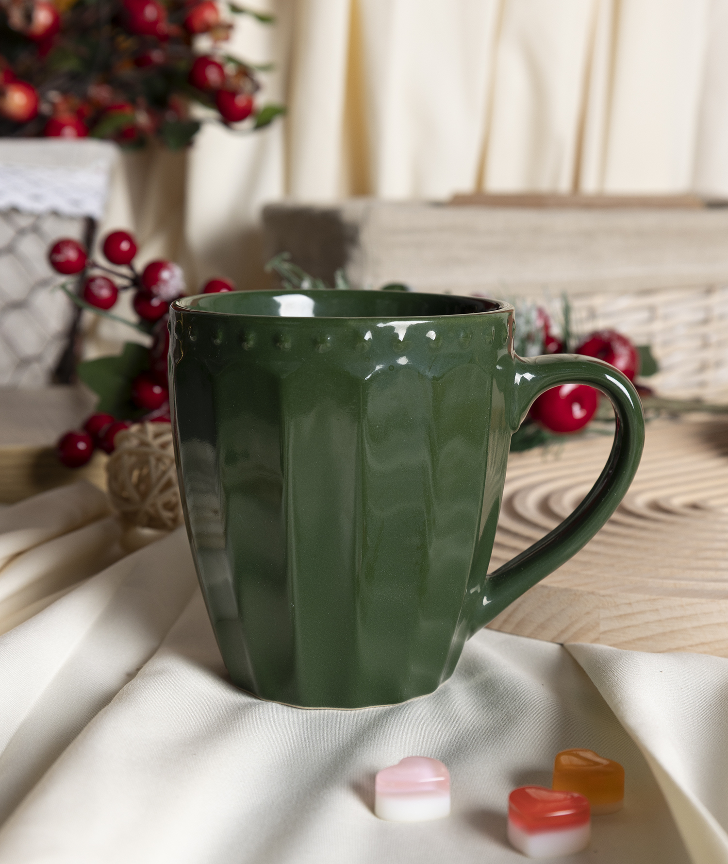 CHANGSHA HAPPY GO  Dark Green Embossed Stoneware British Afternoon Tea and Dinnerware Set with Elegant Glaze  |happygodinnerware.com