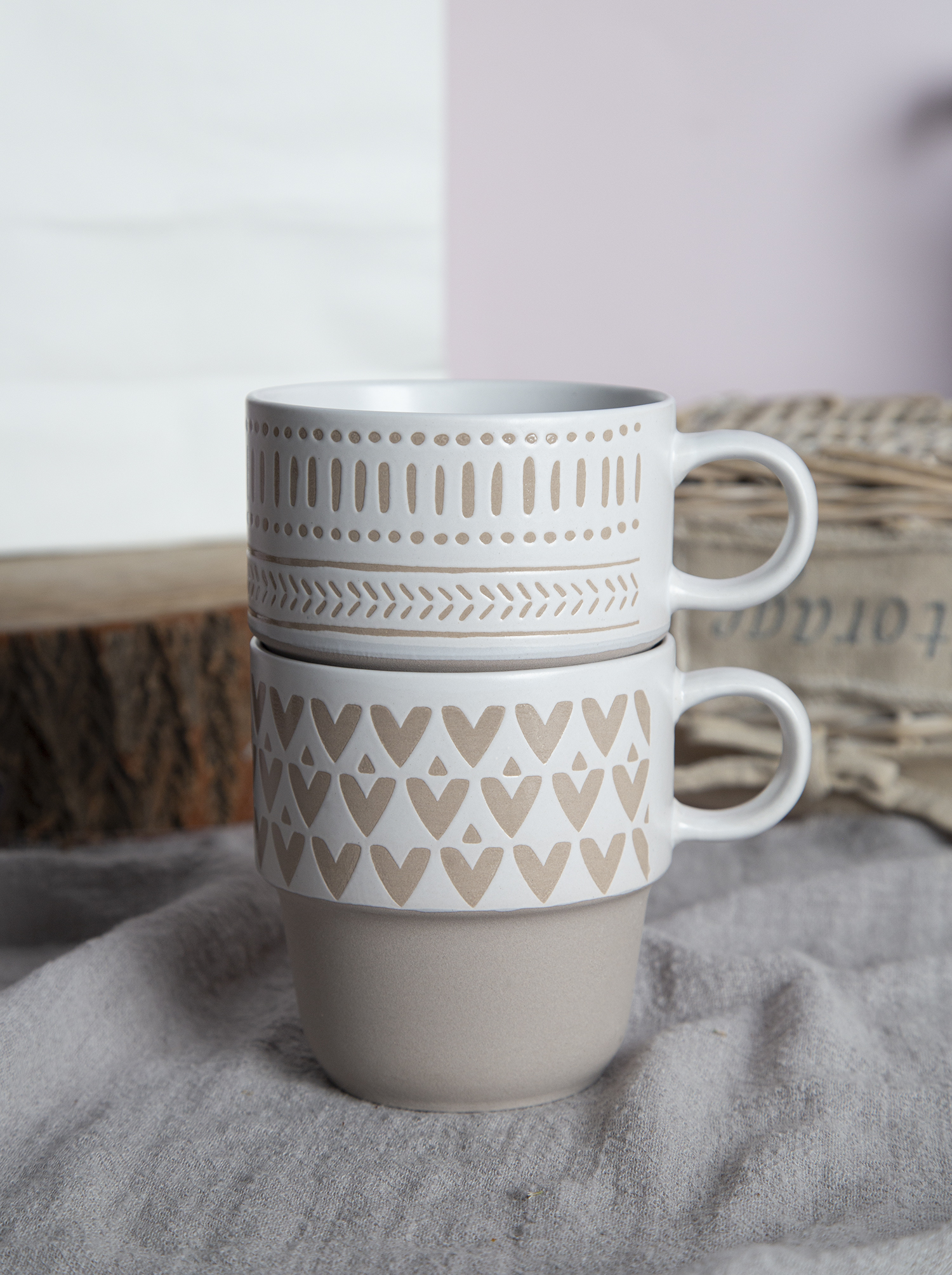 CHANGSHA HAPPY GO Stoneware Mugs with Elegant Geometric Screen Print Designs | happygodinnerware.com