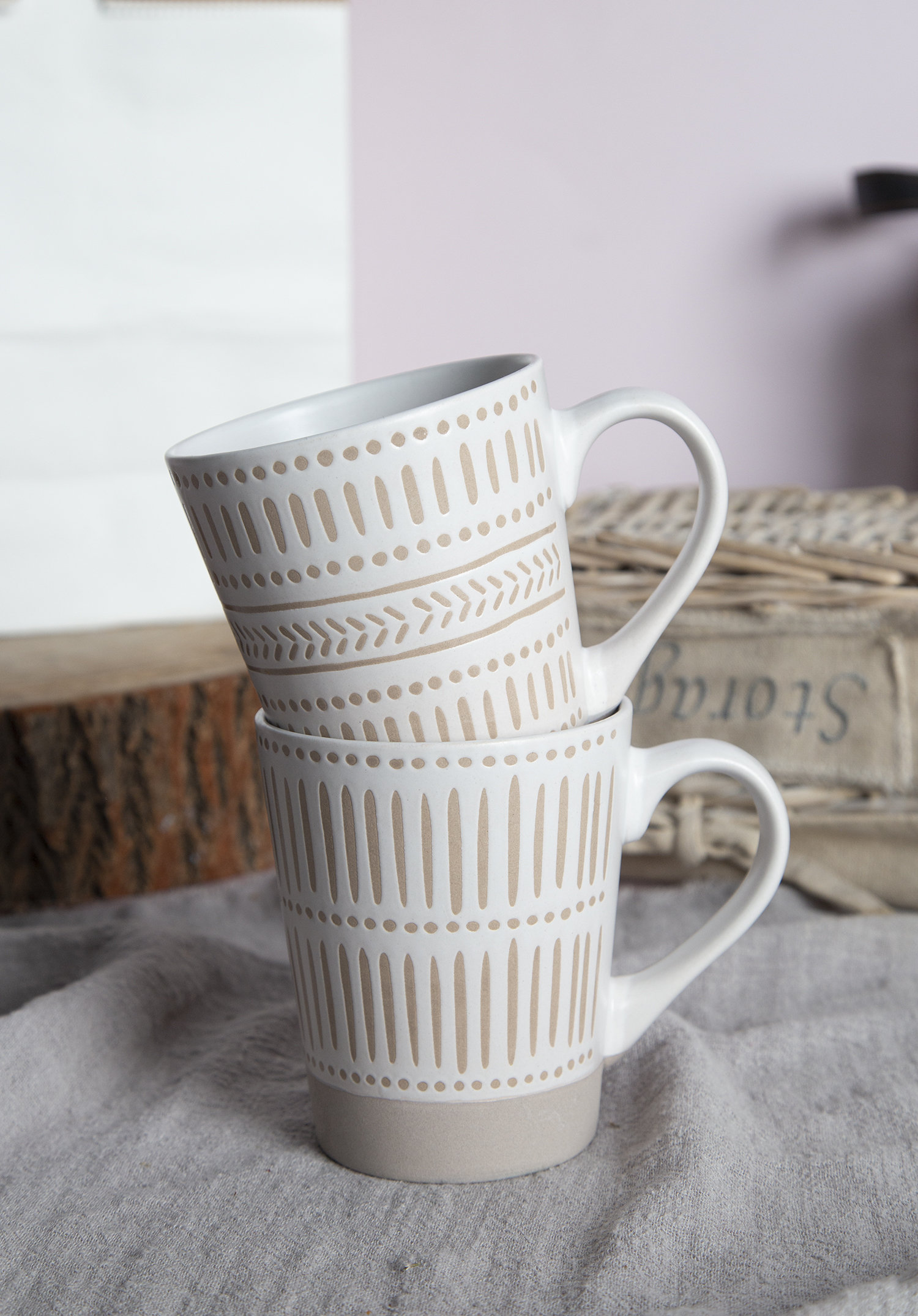 CHANGSHA HAPPY GO Stoneware Mugs with Elegant Geometric Screen Print Designs | happygodinnerware.com