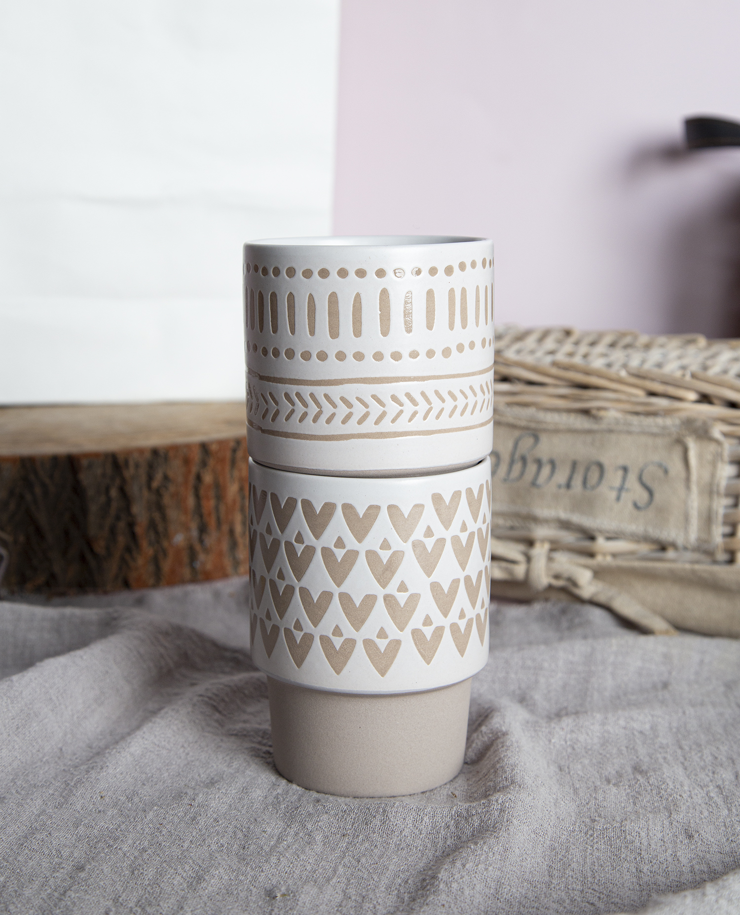 CHANGSHA HAPPY GO Stoneware Mugs with Elegant Geometric Screen Print Designs | happygodinnerware.com
