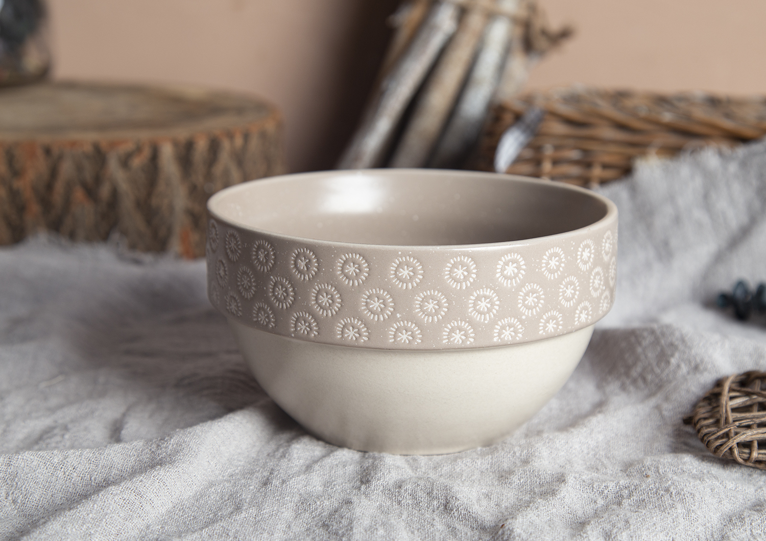 CHANGSHA HAPPY GO Ceramic Mugs with Silk Screen Printing and Makeup Clay, Stoneware | happygodinnerware.com